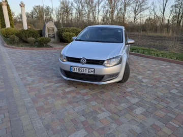 Авто Volkswagen Polo 2009 № 8803519