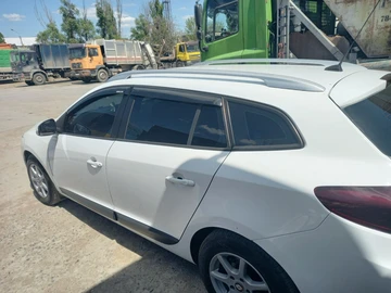 Авто Renault Megane 2011 № 8803549