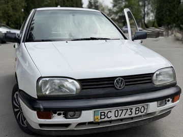 Авто Volkswagen Golf 1996 № 8803557