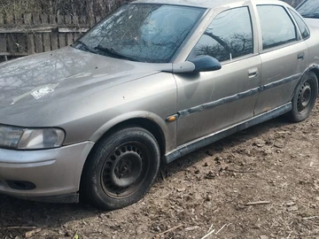 Авто Opel Vectra 1996 № 8803682
