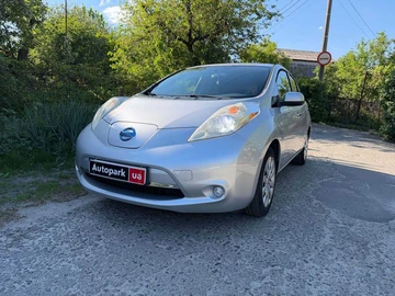 Авто Nissan Leaf 2013 № 8803707