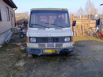 Авто Mercedes Mb 1989 № 8803742
