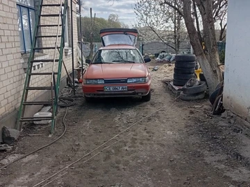 Авто Mazda 626 1988 № 8803795
