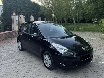 Авто Renault Scenic 2011 № 8803797