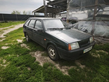 Авто ВАЗ 21093 2004 № 8803813