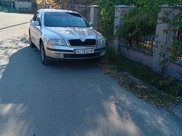 Авто Skoda Octavia 2004 № 8803831