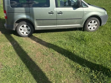 Авто Volkswagen Caddy 2004 № 8804007