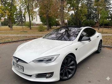 Авто Tesla Model S 2012 № 8804049