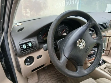 Авто Volkswagen Passat Cc 1998 № 8804117