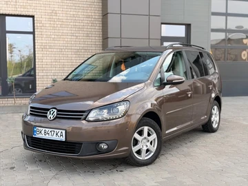 Авто Volkswagen Touran 2012 № 8804202
