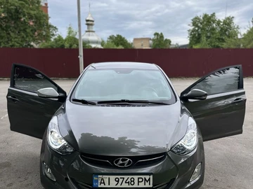 Авто Hyundai Elantra 2012 № 8804204