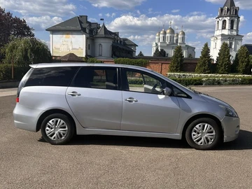 Авто Mitsubishi Chariot 2005 № 8804236