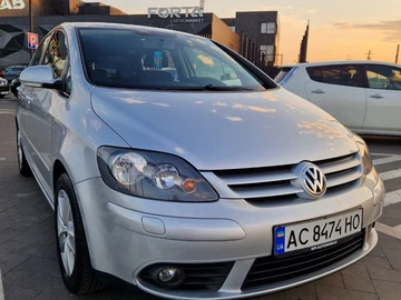 Авто Volkswagen Golf Plus 2006 № 8804251