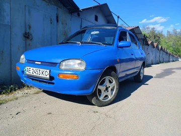 Авто Mazda 121 1992 № 8804257