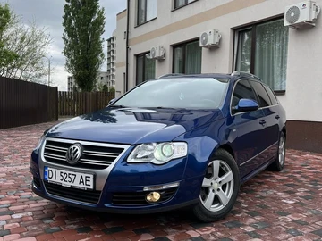 Авто Volkswagen Passat Variant 2010 № 8804316