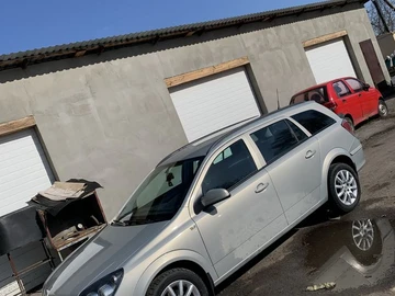 Авто Opel Astra 2004 № 8804321