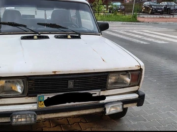 Авто ВАЗ 2105 1983 № 8804452