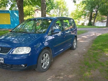 Авто Volkswagen Touran 2003 № 8804461