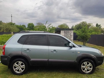 Авто Hyundai Tucson 2008 № 8804468