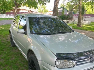 Авто Volkswagen Golf Plus 2000 № 8804495