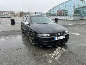 Авто SEAT Leon 2004 № 8804521