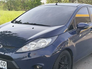 Авто Ford Fiesta 2012 № 8804661