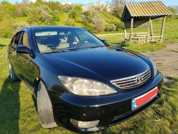 Авто Toyota Avensis Verso 2003 № 8804701