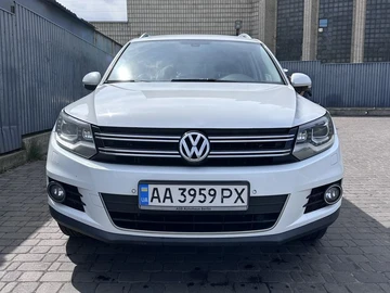 Авто Volkswagen Tiguan 2014 № 8804733