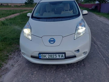 Авто Nissan Leaf 2012 № 8804759