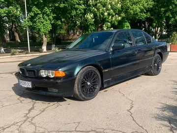 Авто BMW 7 Серия 2000 № 8804851