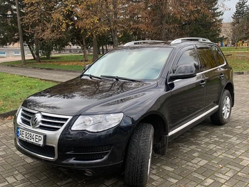 Авто Volkswagen Touareg 2010 № 8804896