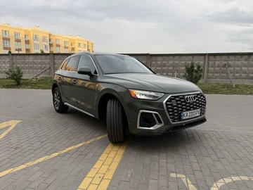 Авто Audi Q5 2023 № 8805051