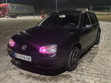 Авто Volkswagen Golf 2001 № 8805055