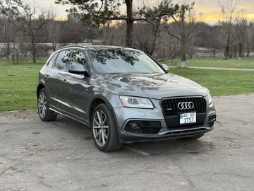 Авто Audi Q5 2015 № 8805086