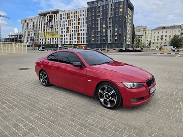 Авто BMW 3 Серия 2007 № 8805191