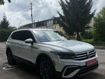 Авто Volkswagen Tiguan 2022 № 8805243