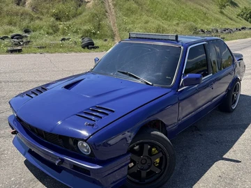 Авто BMW 3 Серия 1985 № 8805326