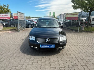 Авто Volkswagen Passat Sedan 2003 № 8805400