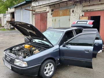Авто Audi 80 1988 № 8805433
