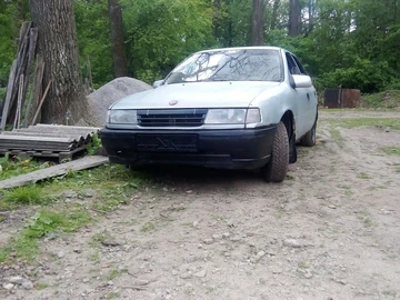 Авто Opel Vectra 1991 № 8805468