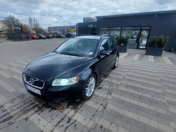 Авто Volvo V50 2009 № 8805592