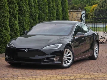 Авто Tesla Model S 2019 № 8805687