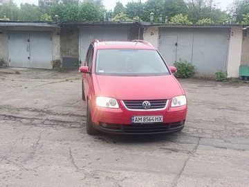 Авто Volkswagen Touran 2004 № 8805748