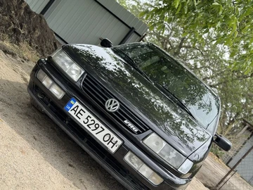 Авто Volkswagen Passat Sedan 1997 № 8806140