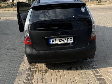 Авто Mitsubishi Grandis 2004 № 8806158