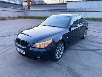 Авто BMW 5 Серия 2004 № 8806171