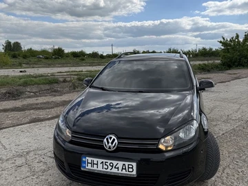 Авто Volkswagen Golf 2010 № 8806195