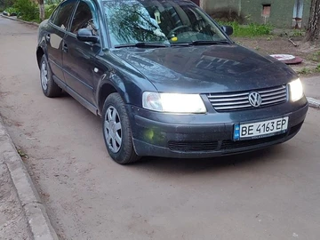 Авто Volkswagen Passat Sedan 1998 № 8806228