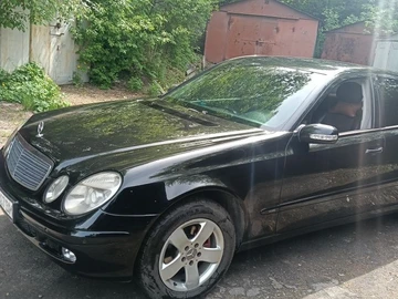 Авто Mercedes 220 2002 № 8806242