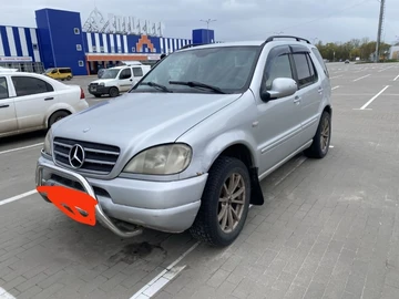 Авто Mercedes 320 2000 № 8806271